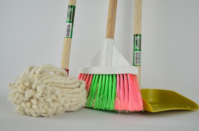 mop