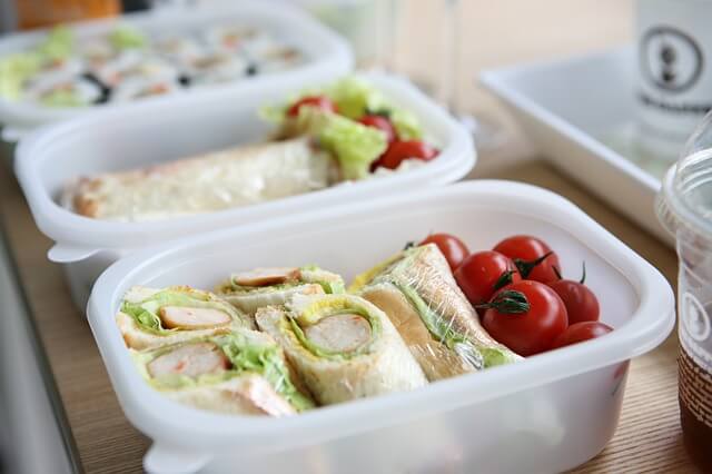 プラスチックのお弁当箱
