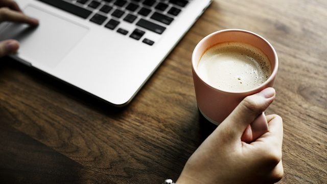 laptop-coffee